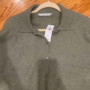ABERCROMBIE COLLARED CARDIGAN NWT